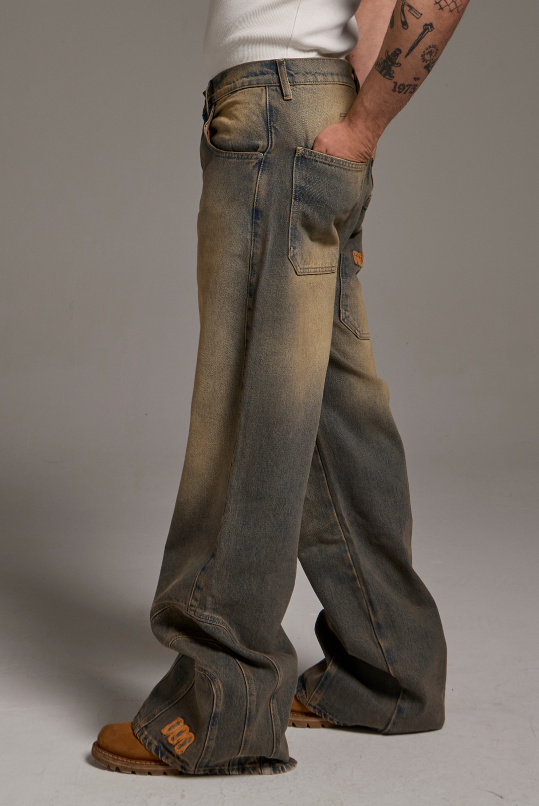 ALIEN DENIM JEANS