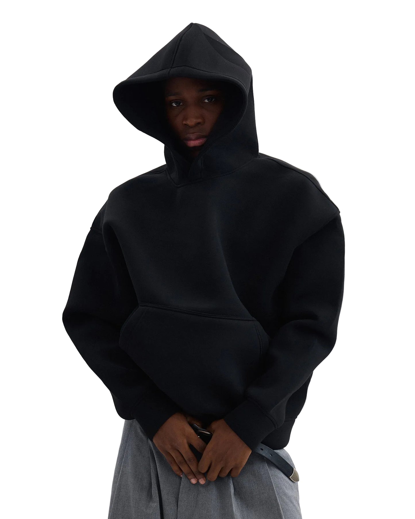 DEEP CUT BLACK HOODİE